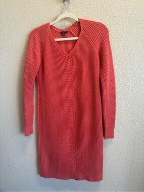 Ann Taylor Coral Knit V‑Neck Midi Sweater Dress
